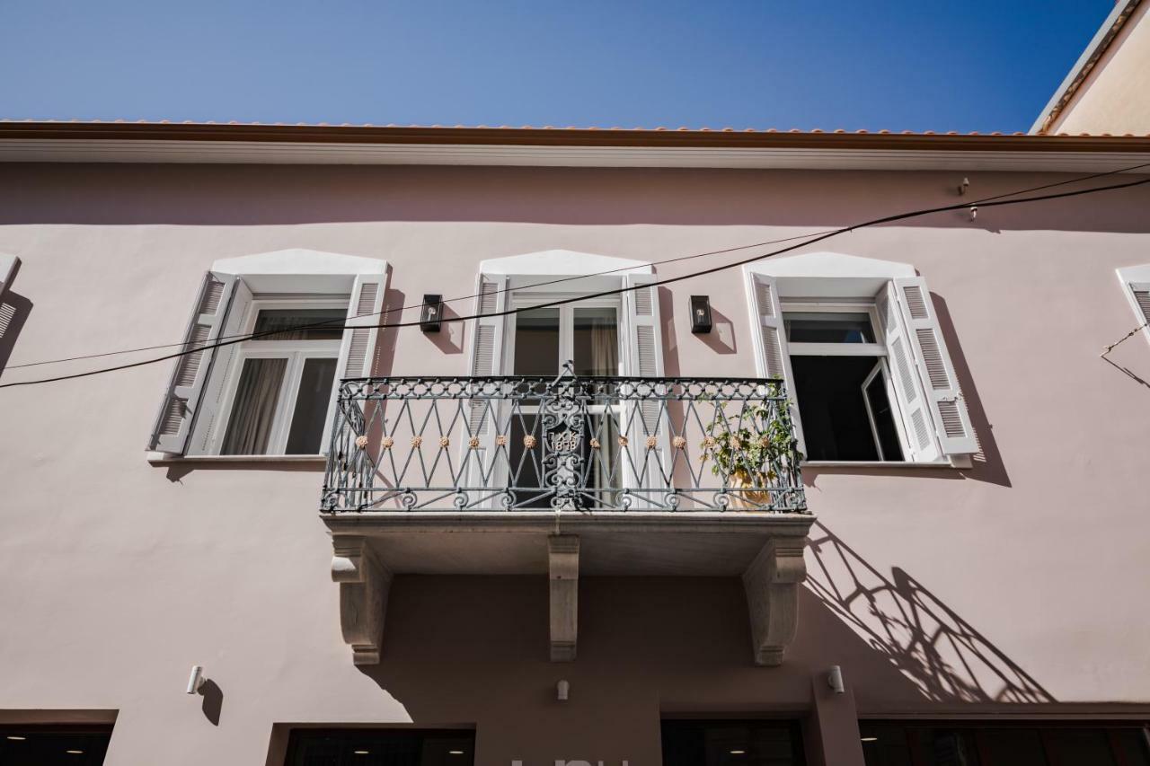 Stylish Studio Apartment - 8F House カラマタ エクステリア 写真